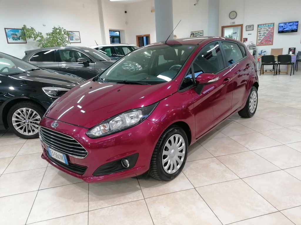 FORD FIESTA 1.4 GPL CASA MADRE (APPENA RINNOVATO)(OK NEOPATENTATI)