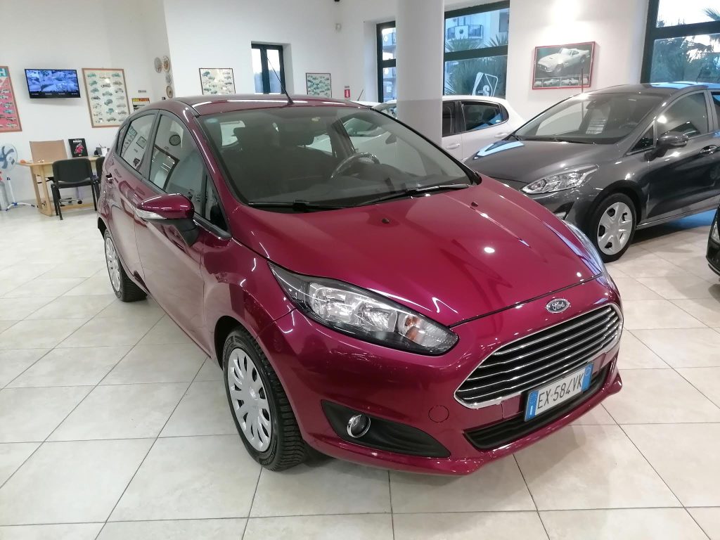 FORD FIESTA 1.4 GPL CASA MADRE (APPENA RINNOVATO)(OK NEOPATENTATI)