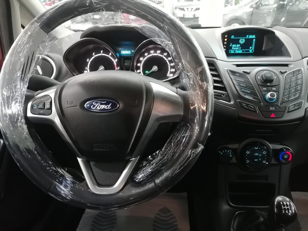 FORD FIESTA 1.4 GPL CASA MADRE (APPENA RINNOVATO)(OK NEOPATENTATI)