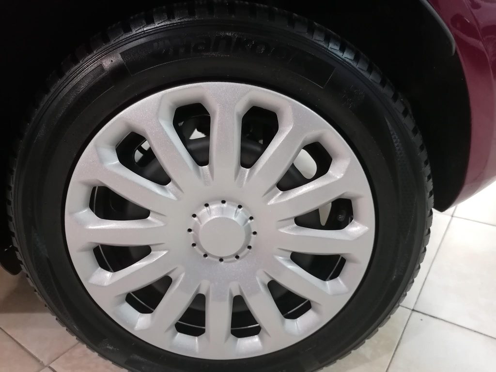 FORD FIESTA 1.4 GPL CASA MADRE (APPENA RINNOVATO)(OK NEOPATENTATI)
