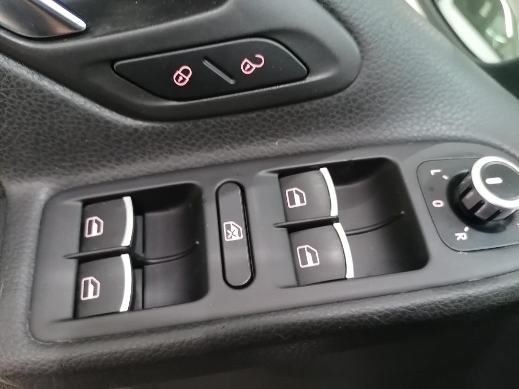 VOLKSWAGEN GOLF 2.0 TDI HIGHLINE(OK NEOPATENTATI)