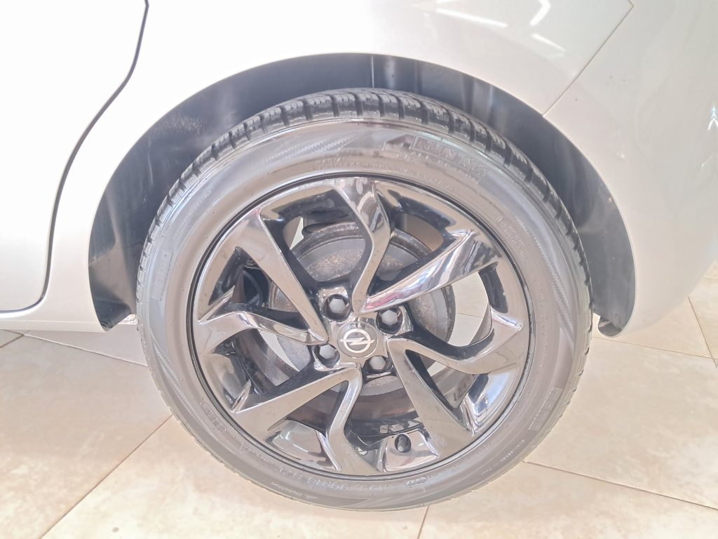 OPEL CORSA B-COLOR 1.3 MJT OK NEOPATENTATI