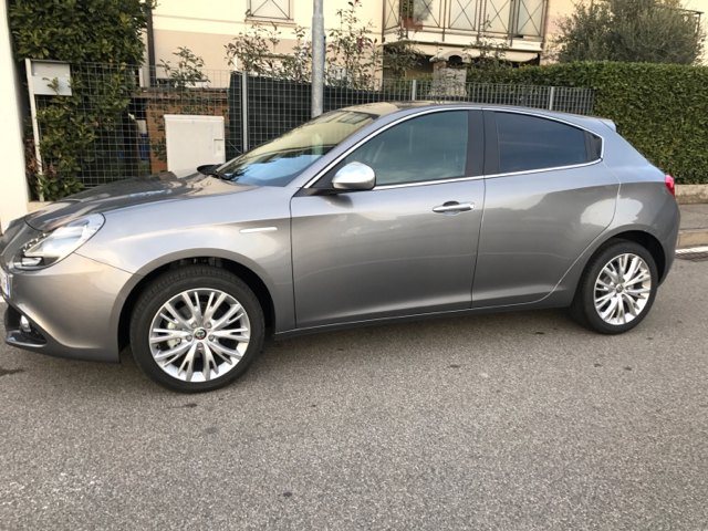 ALFA ROMEO GIULIETTA 1.6 JTDM DISTINCTIVE