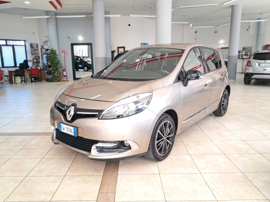 RENAULT SCENIC XMOD1.5 DCI BOSE