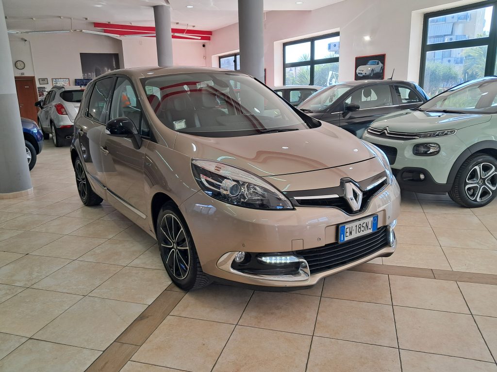 RENAULT SCENIC XMOD1.5 DCI BOSE