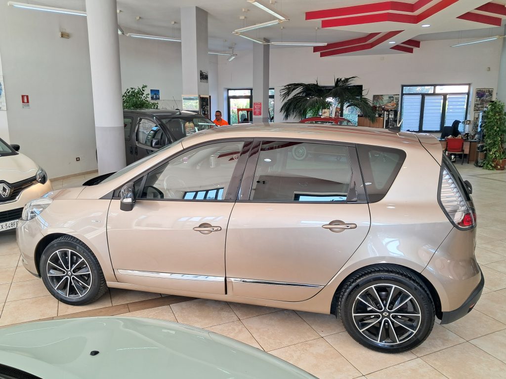 RENAULT SCENIC XMOD1.5 DCI BOSE