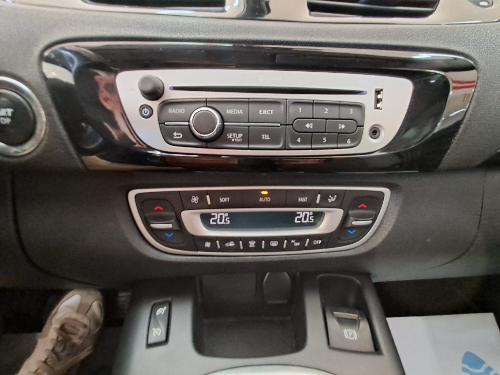 RENAULT SCENIC XMOD1.5 DCI BOSE