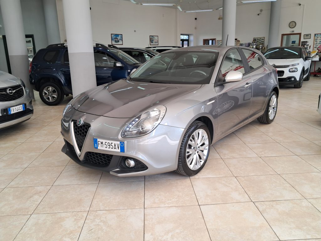 ALFA ROMEO GIULIETTA 1.6 JTDM DISTINCTIVE
