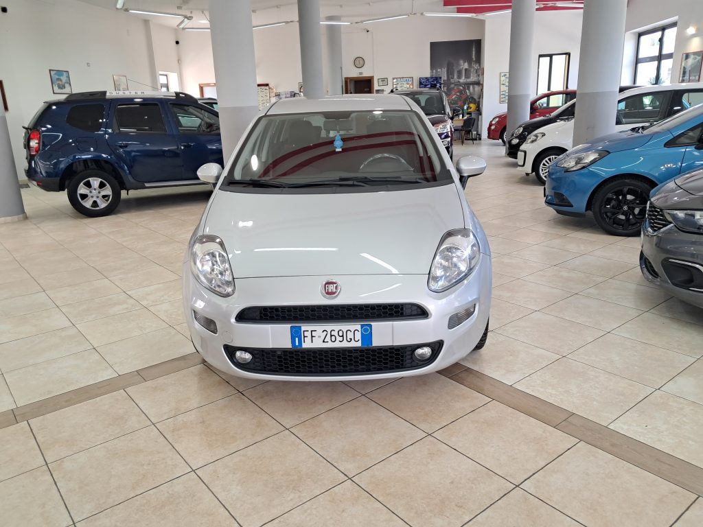 FIAT PUNTO 1.2 STREET GPL(ADATTA NEOPATENTATI)