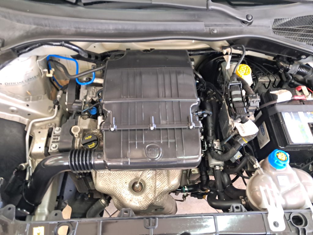 FIAT PUNTO 1.2 STREET GPL(ADATTA NEOPATENTATI)