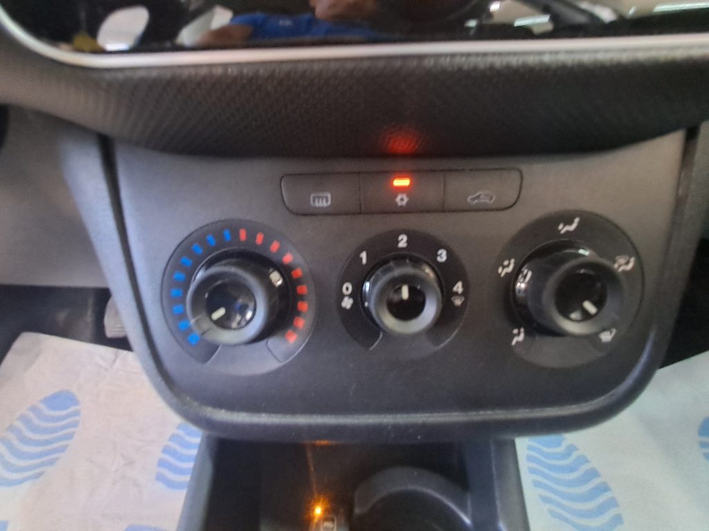 FIAT PUNTO 1.2 STREET GPL(ADATTA NEOPATENTATI)