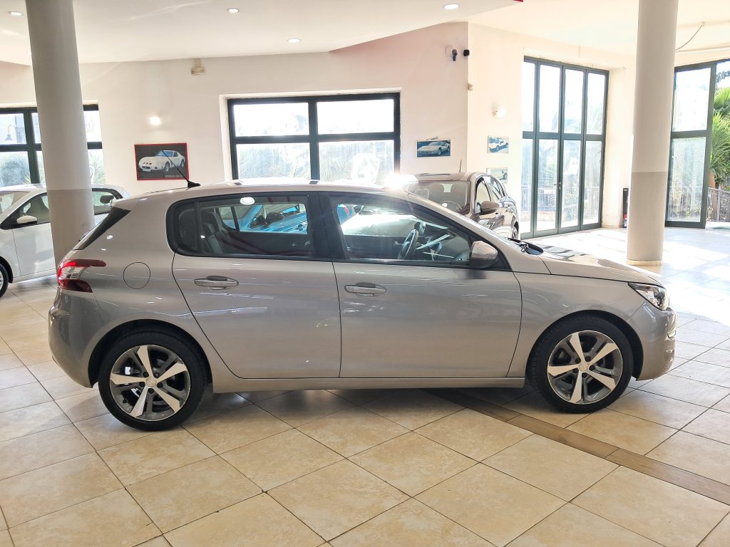 PEUGEOT 308 BLUE HDI 1.5 ALLURE