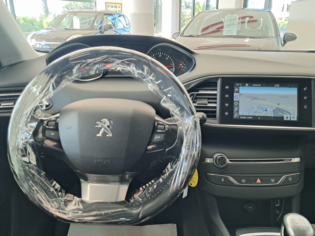 PEUGEOT 308 BLUE HDI 1.5 ALLURE