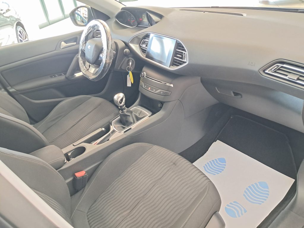 PEUGEOT 308 BLUE HDI 1.5 ALLURE