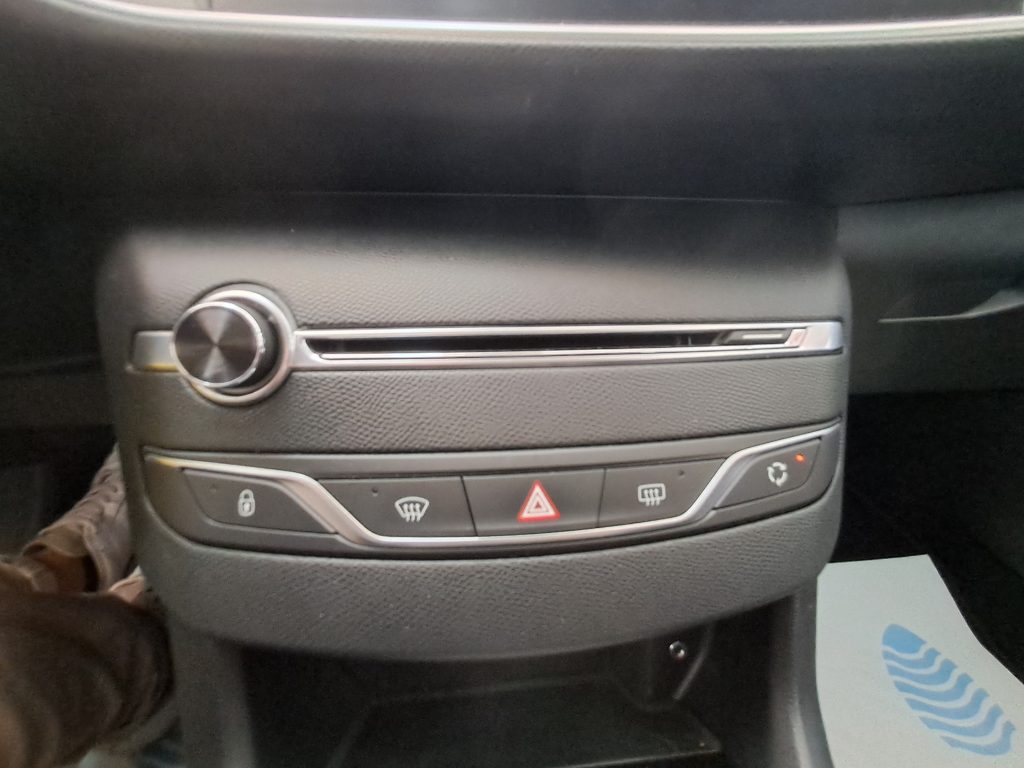PEUGEOT 308 BLUE HDI 1.5 ALLURE