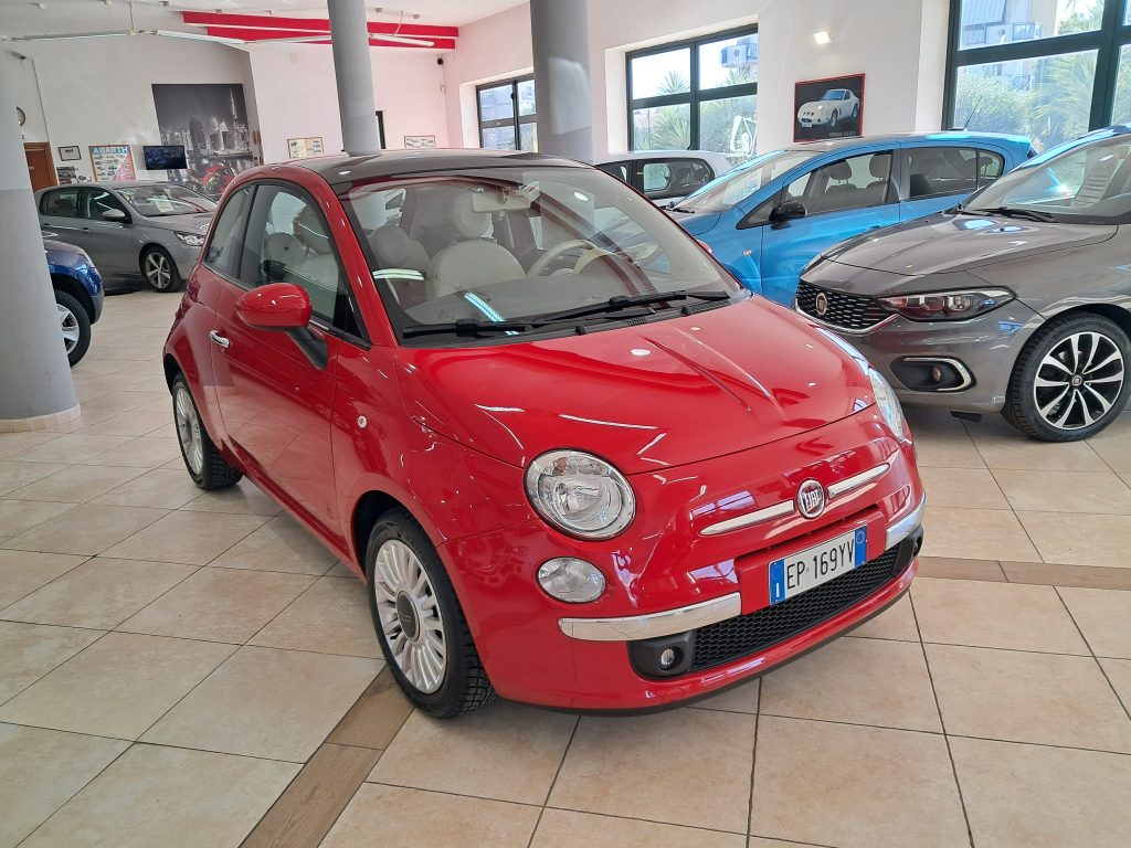 FIAT 500 1.2 AUTOMATICA BENZINA LOUNGE(ADATTA NEOPATENATI)