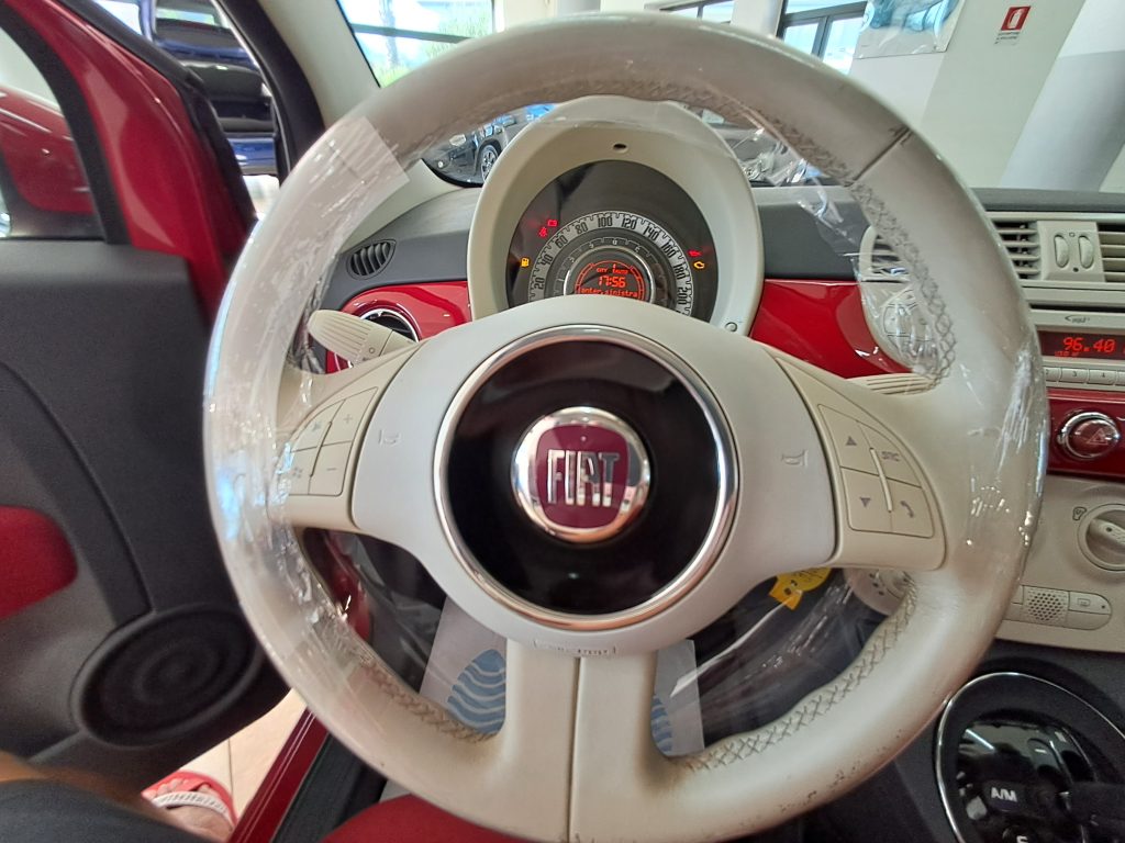 FIAT 500 1.2 AUTOMATICA BENZINA LOUNGE(ADATTA NEOPATENATI)