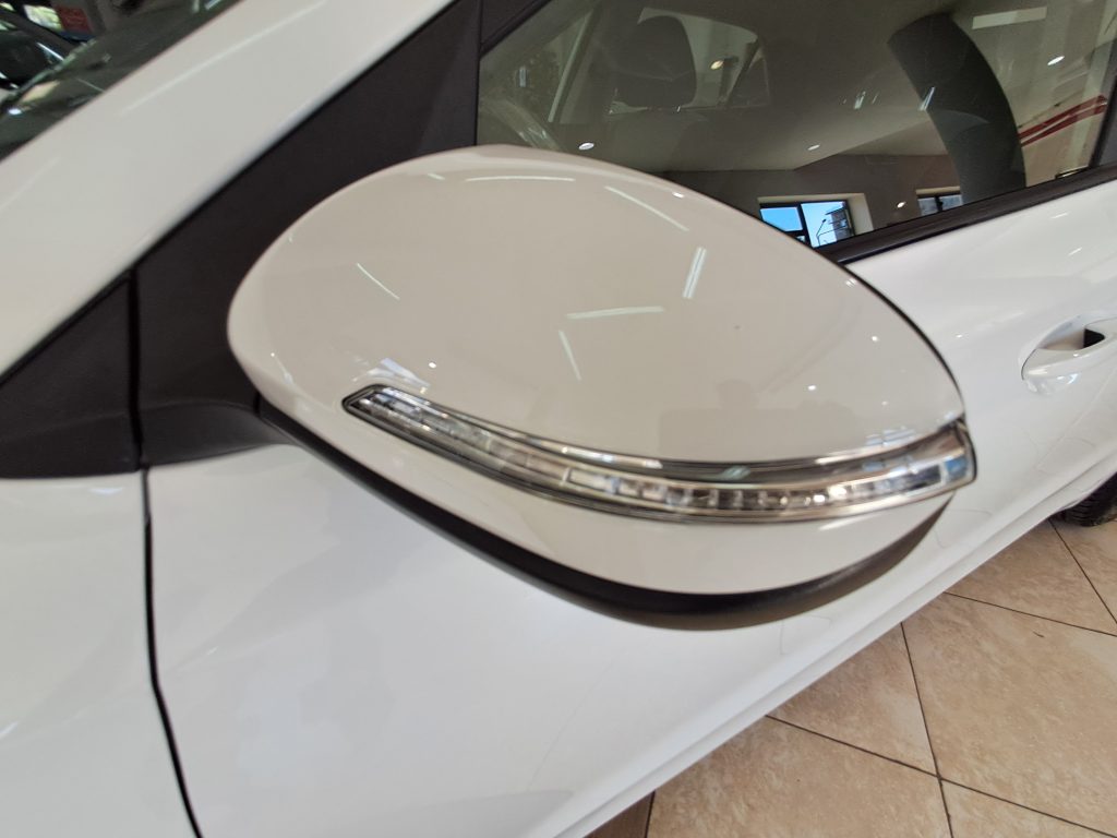 HYUNDAI I20 1.2 BENZINA