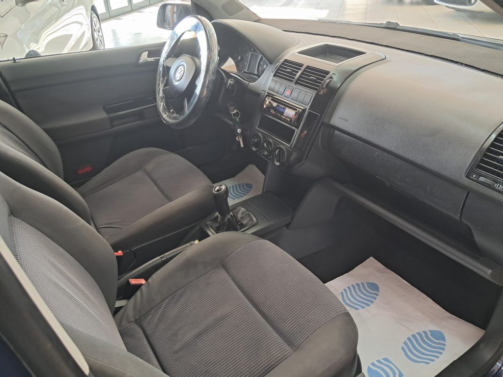 VOLKSWAGEN POLO 1.4 TDI COMFORTLINE(OK NEOPATENTATI)