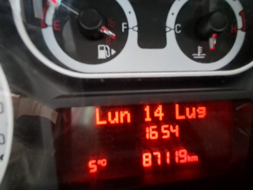FIAT 500L 1.6 MJT TREKKING