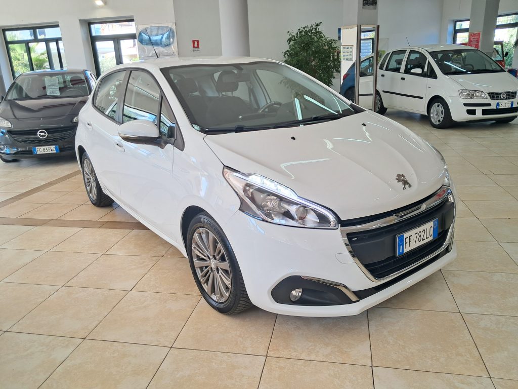 PEUGEOT 208  ALLURE 1.2 GPL(CASA MADRE) NEOPATENTATI (MOTORE NUOVO KM O)