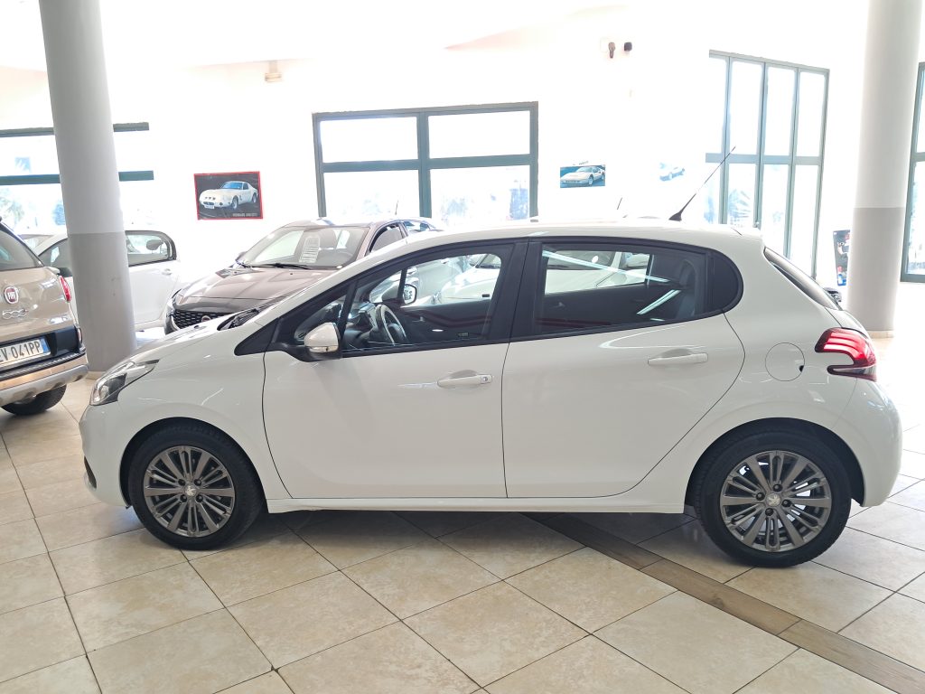 PEUGEOT 208  ALLURE 1.2 GPL(CASA MADRE) NEOPATENTATI (MOTORE NUOVO KM O)