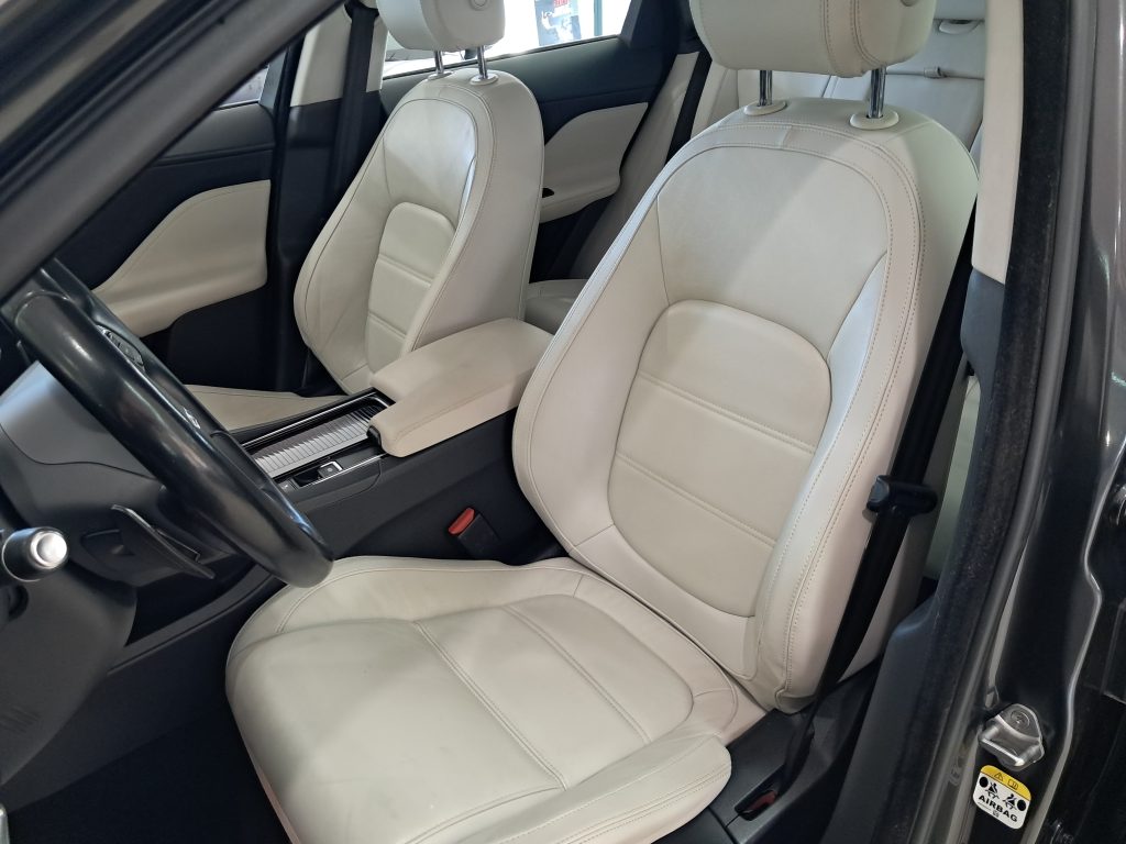 JAGUAR F-PACE PRESTIGE
