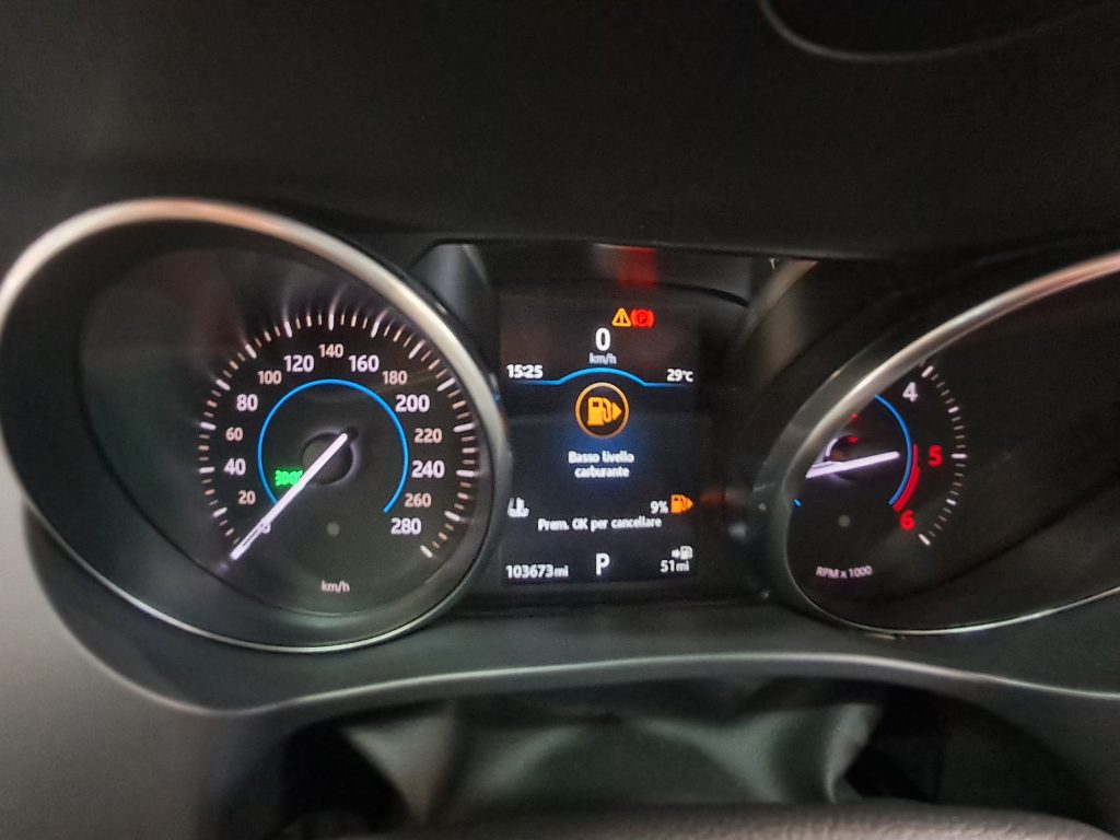 JAGUAR F-PACE PRESTIGE