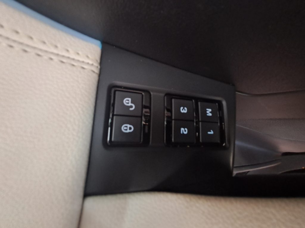 JAGUAR F-PACE PRESTIGE