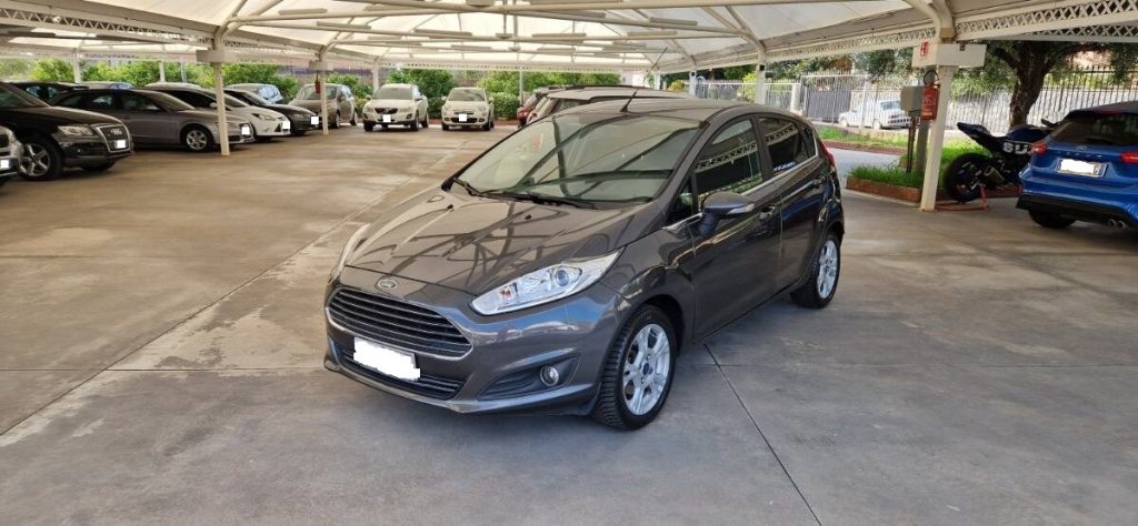 FORD FIESTA 1.4 GPL CASA MADRE TITANIUM(ADATTA NEOPATENTATI)