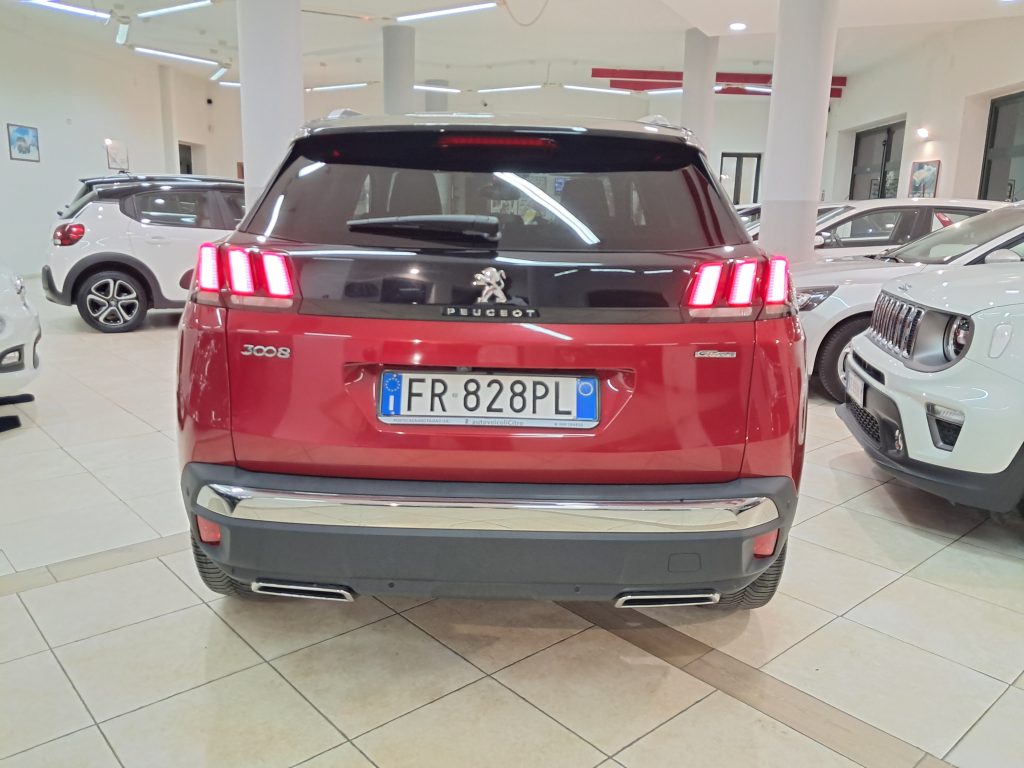 PEUGEOT 3008 1.5 HDI GT LINE CAMBIO AUTOMATICO