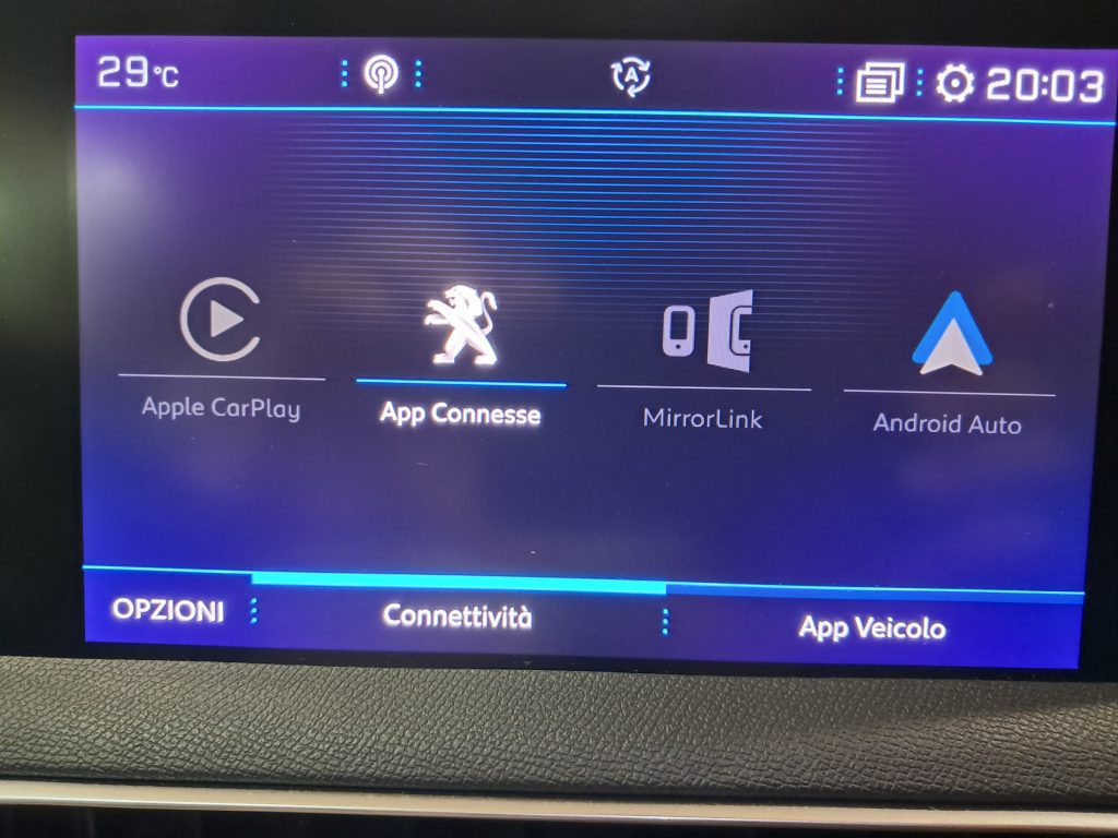 PEUGEOT 3008 1.5 HDI GT LINE CAMBIO AUTOMATICO