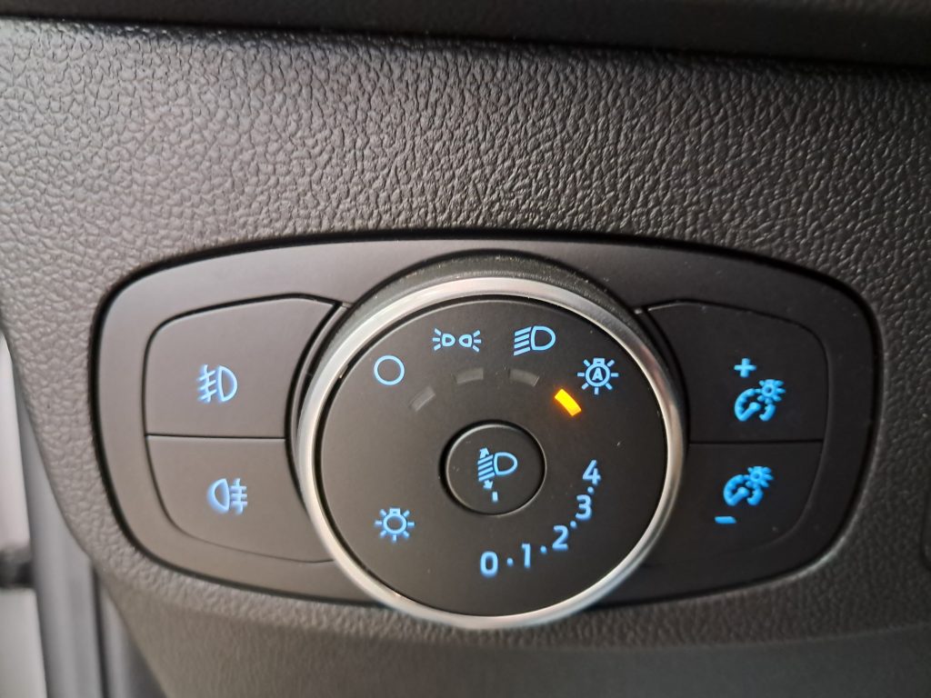 FORD FOCUS SW 1.0 ECOBOST HYBRID BUSINESS