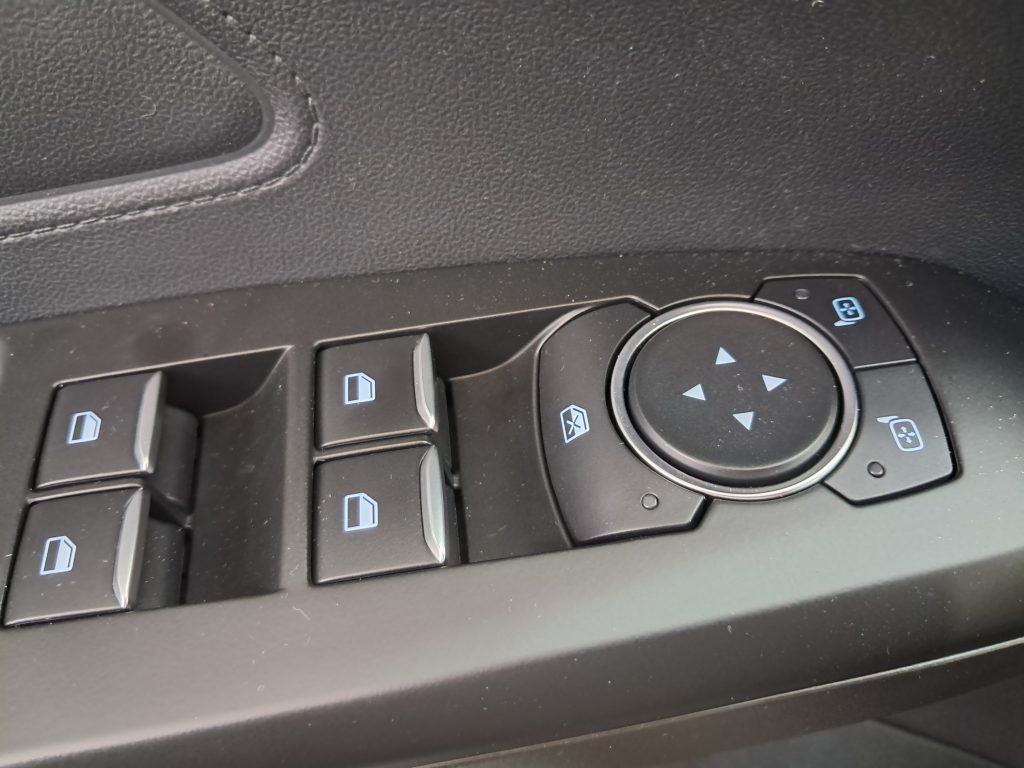 FORD FOCUS SW 1.0 ECOBOST HYBRID BUSINESS