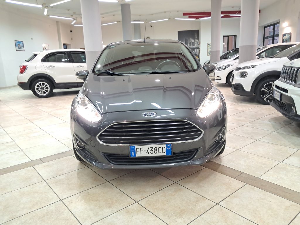FORD FIESTA 1.4 GPL CASA MADRE TITANIUM(ADATTA NEOPATENTATI)