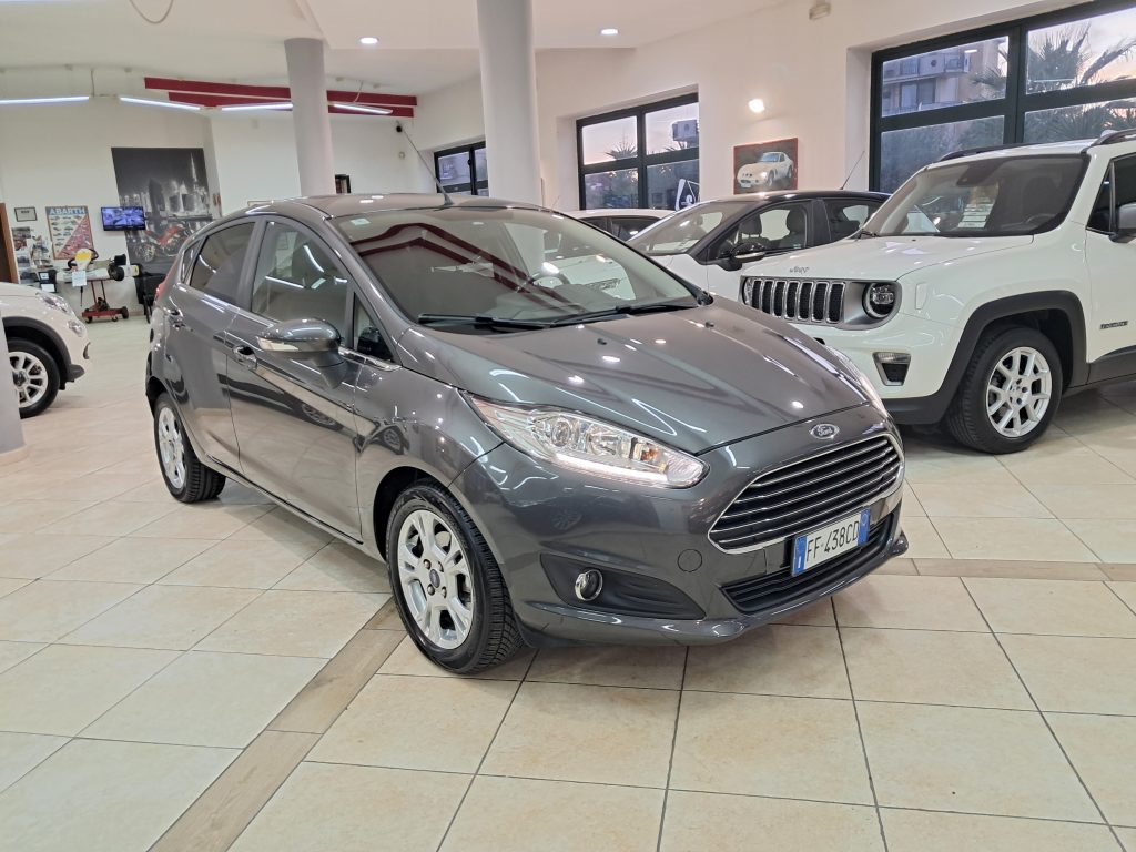 FORD FIESTA 1.4 GPL CASA MADRE TITANIUM(ADATTA NEOPATENTATI)