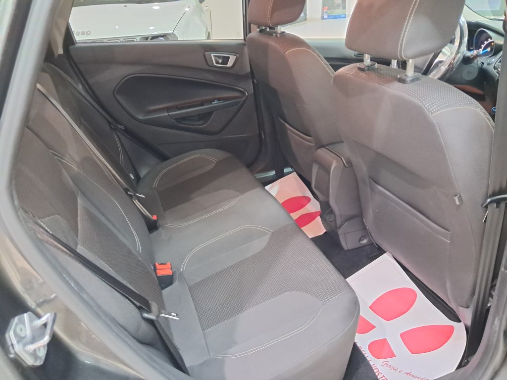 FORD FIESTA 1.4 GPL CASA MADRE TITANIUM(ADATTA NEOPATENTATI)