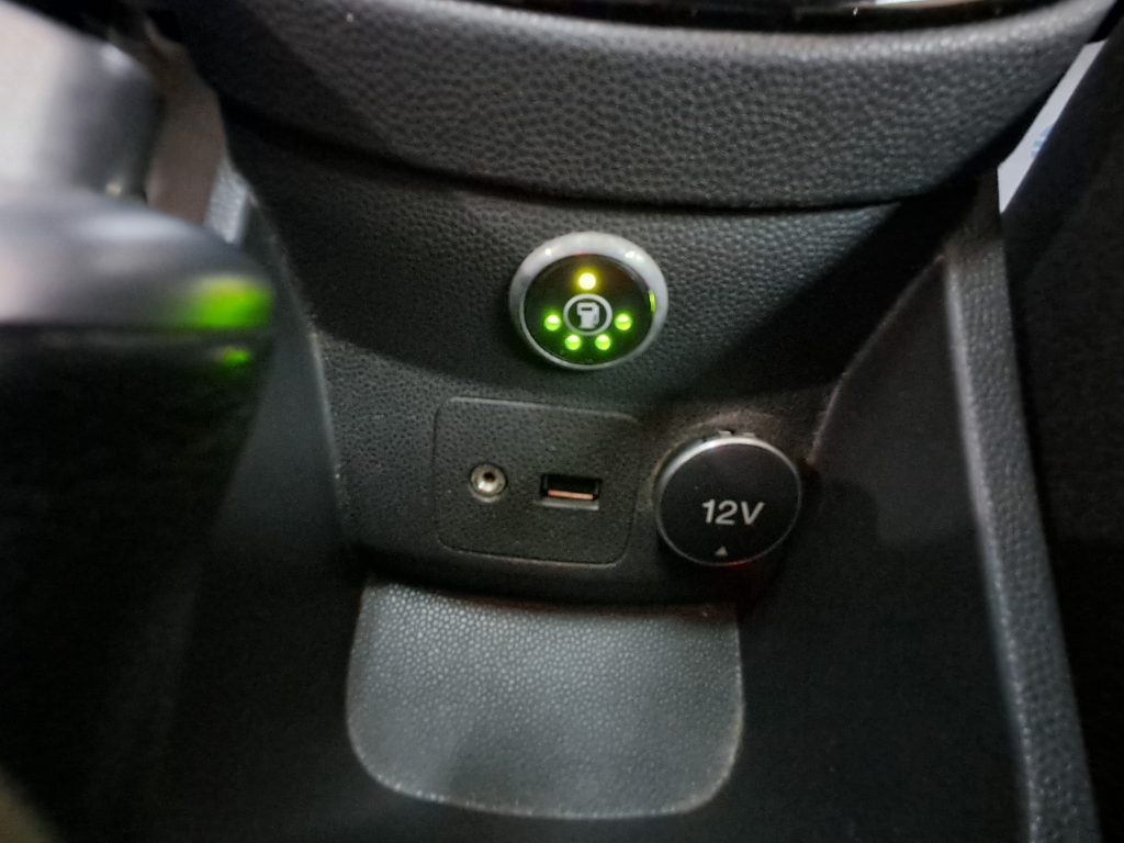 FORD FIESTA 1.4 GPL CASA MADRE TITANIUM(ADATTA NEOPATENTATI)