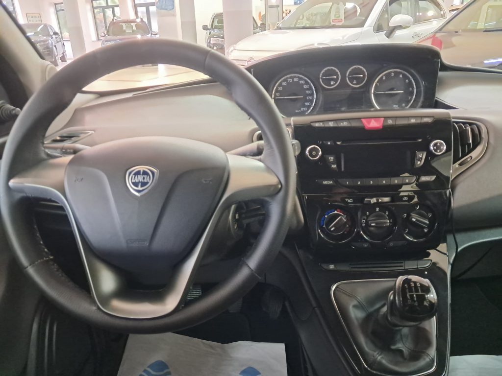 Lancia Ypsilon 1.2 5P Elefantino Blu - Neopatentati