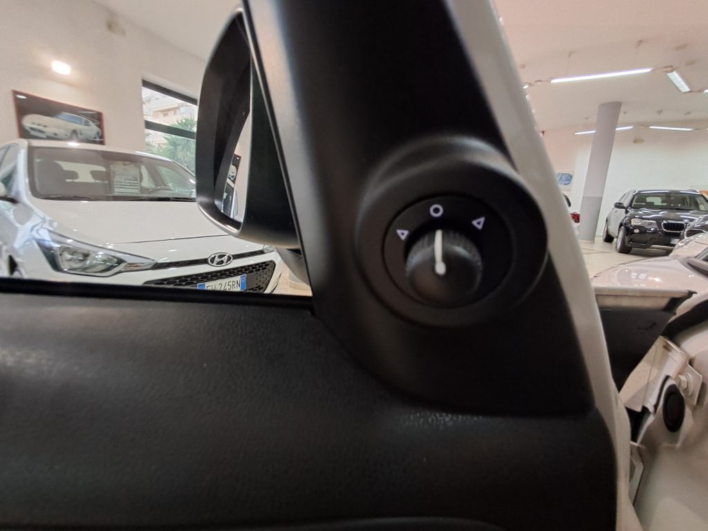 FIAT 500L UCONNECT MIRROR 1.4 TURBO GPL(CASA MADRE)