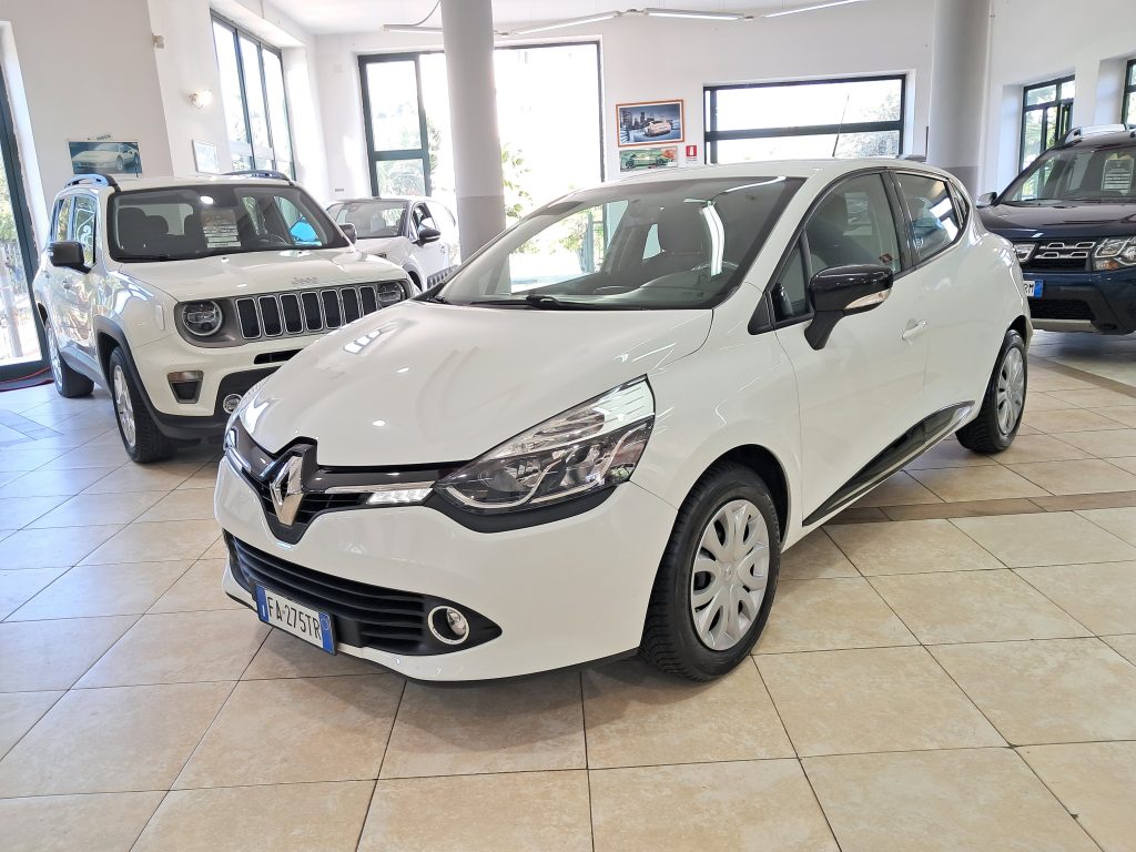 RENAULT CLIO 1.2 GPL CASA MADRE(OK NEOPATENTATI)