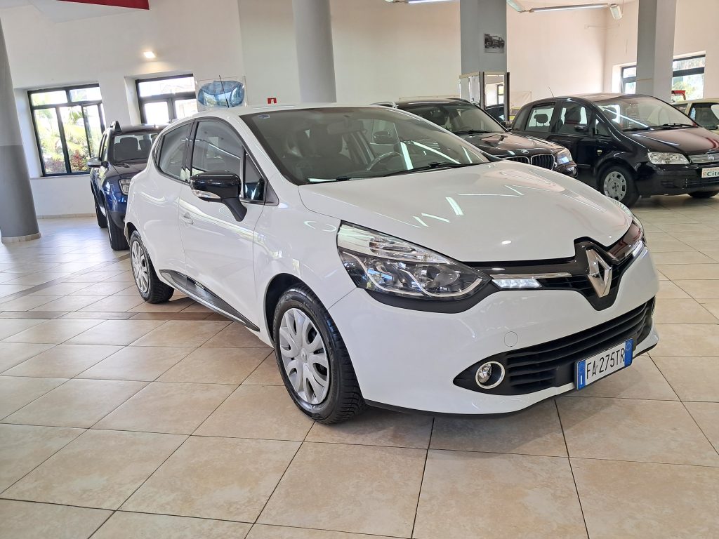 RENAULT CLIO 1.2 GPL CASA MADRE(OK NEOPATENTATI)