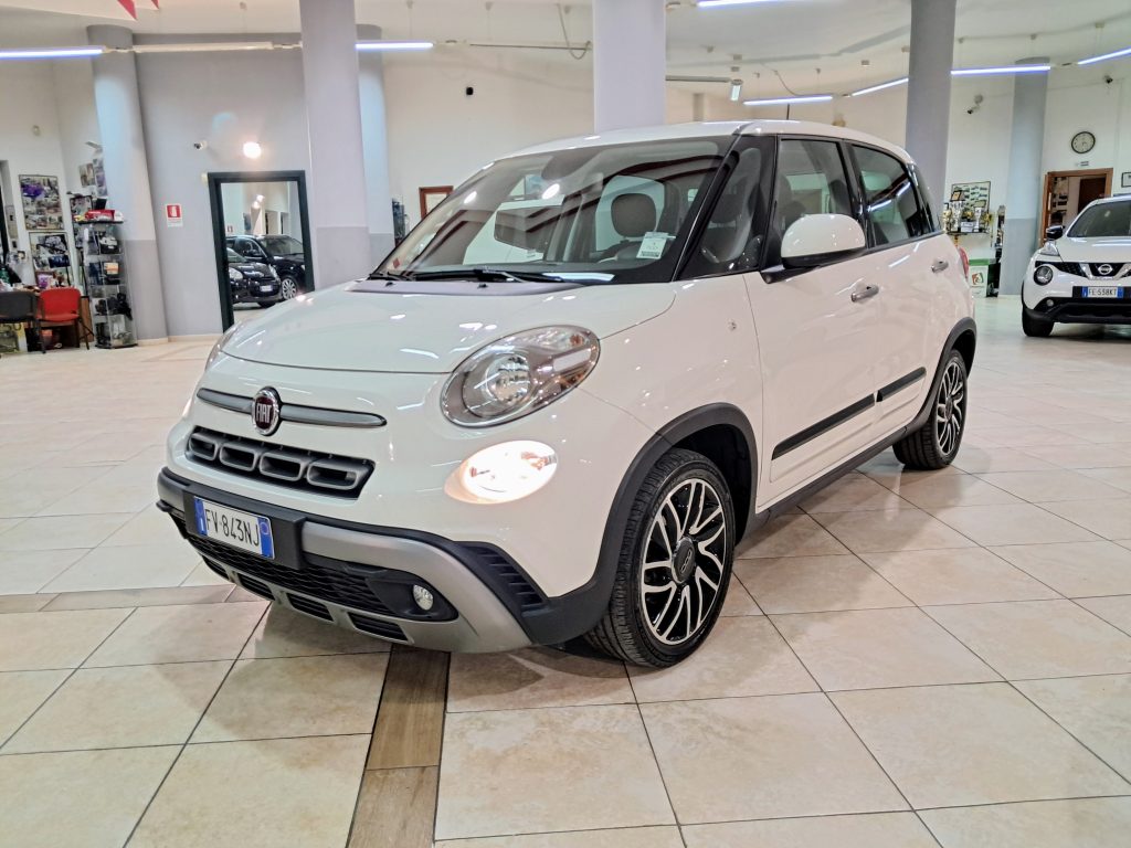 FIAT 500L CITY CROSS UCONNECT