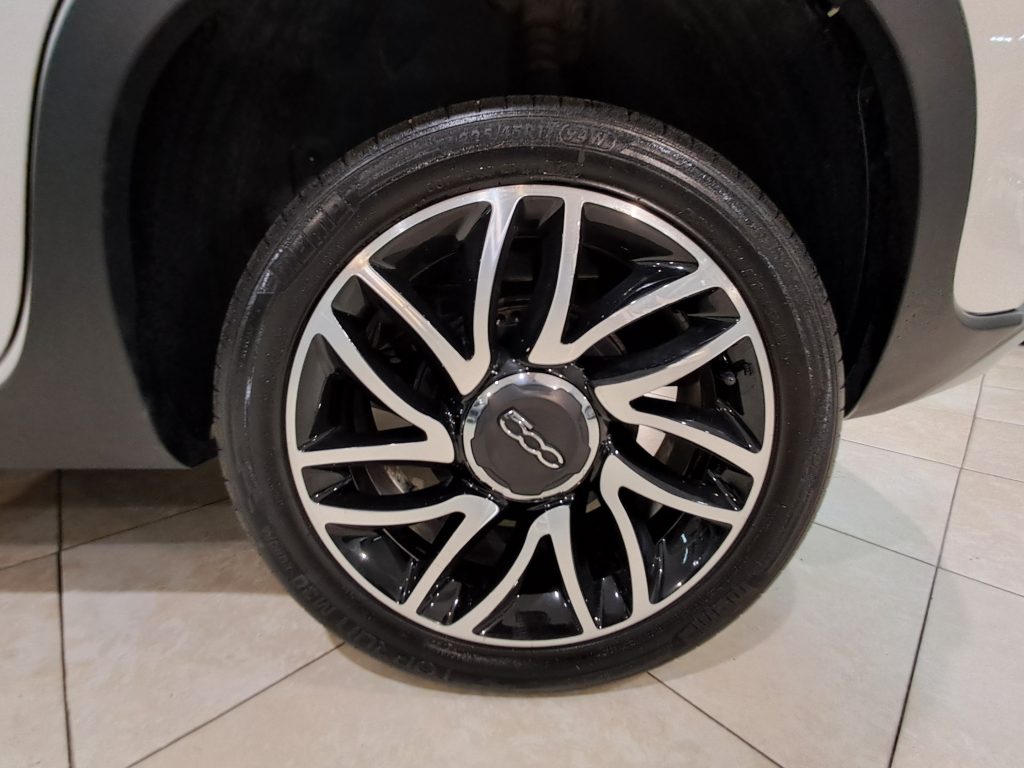 FIAT 500L CITY CROSS UCONNECT