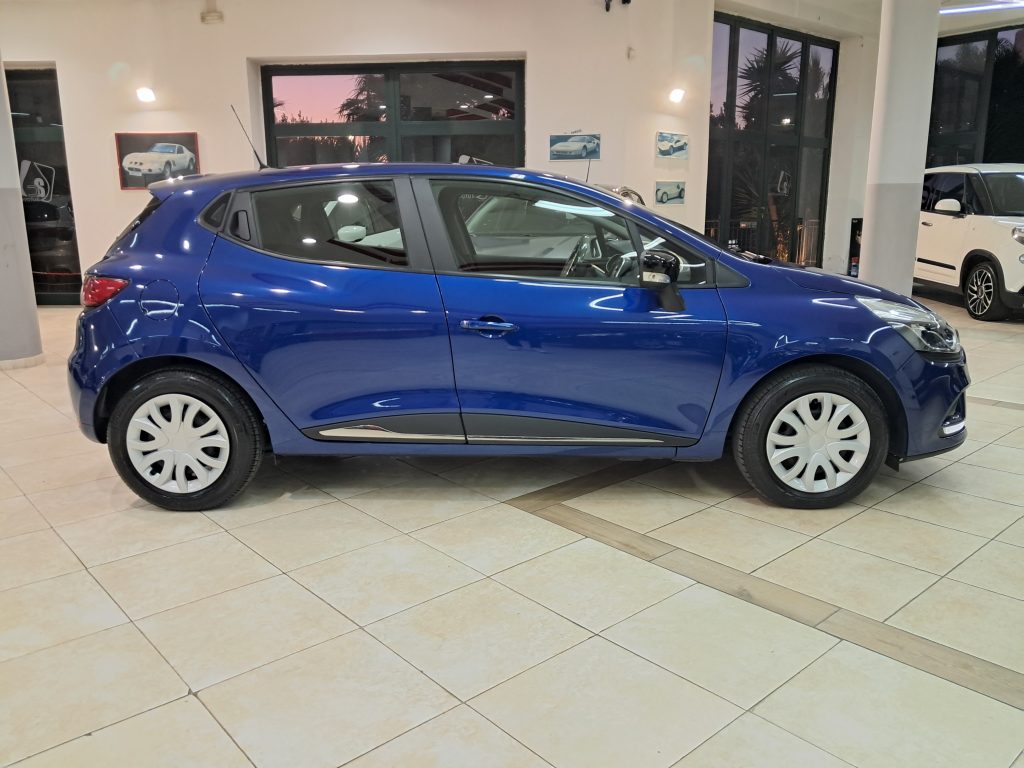 RENAULT CLIO O.9 TCE GPL(CASA MADRE) R-LINK(OK NEOPATENTATI)