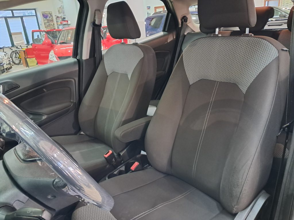 FORD ECOSPORT 1.5 TDCI PLUS