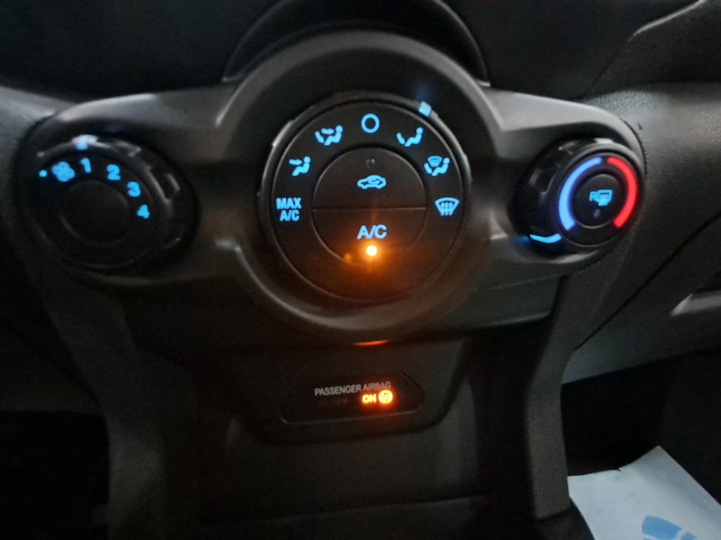 FORD ECOSPORT 1.5 TDCI PLUS