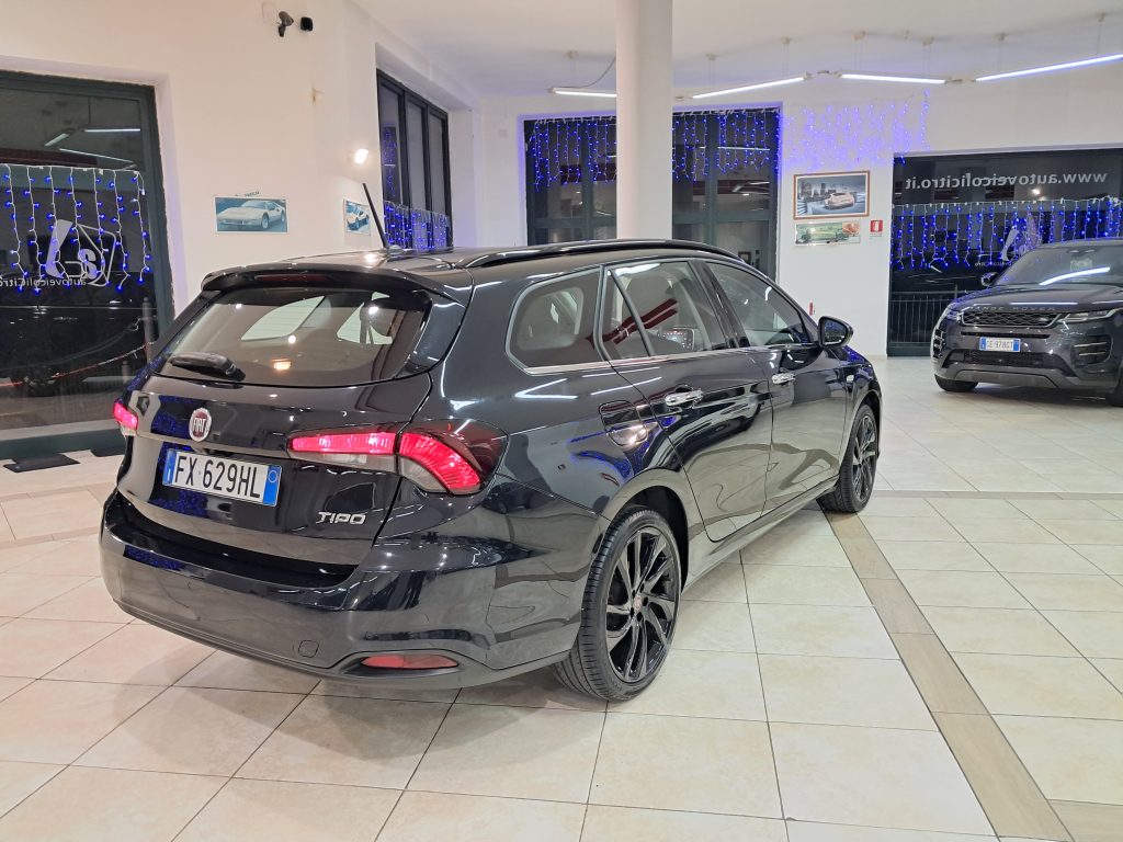 FIAT TIPO SW 1.4 T-JET LOUNGE