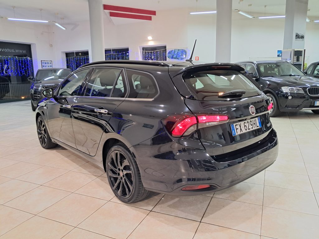 FIAT TIPO SW 1.4 T-JET LOUNGE