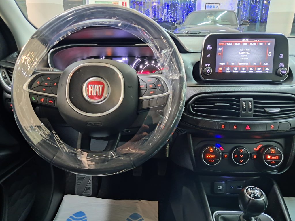 FIAT TIPO SW 1.4 T-JET LOUNGE